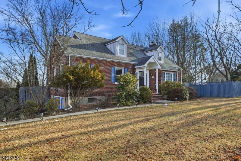 Wayne Twp., NJ 07470,1666 Hamburg Tpke