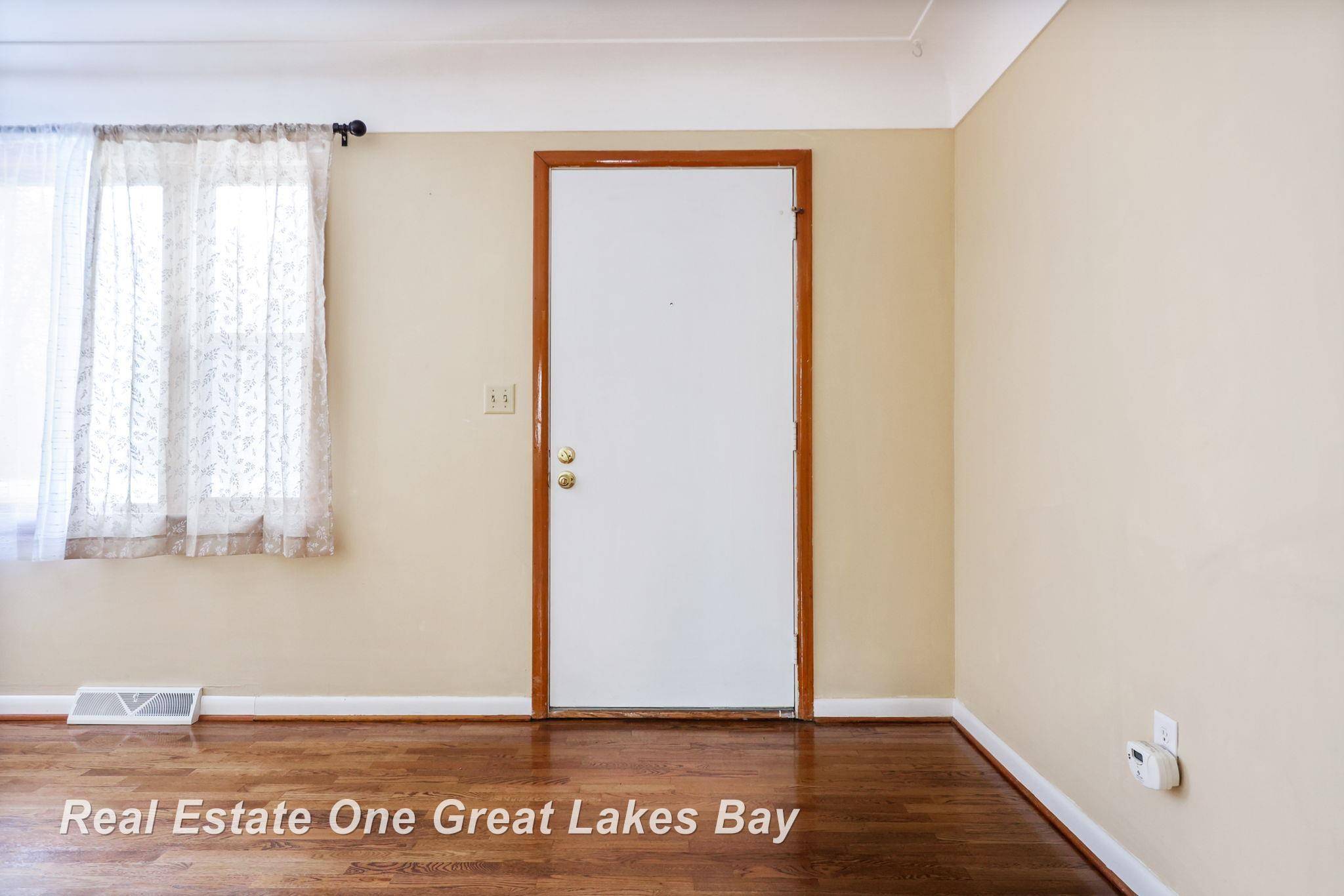 Saginaw, MI 48604,275 W Lynn ST