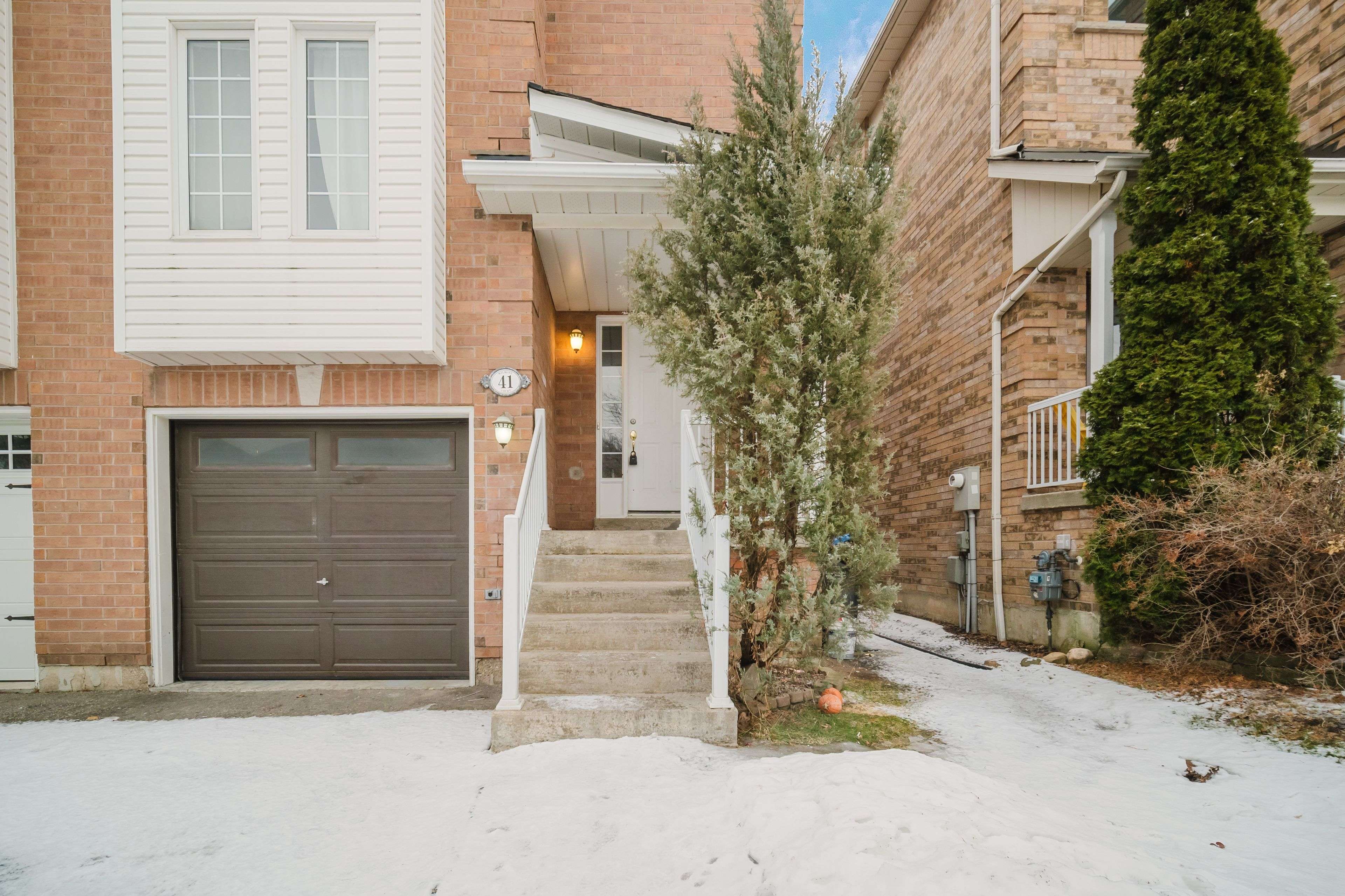 Brampton, ON L6X 4Z4,41 Wilmont CT