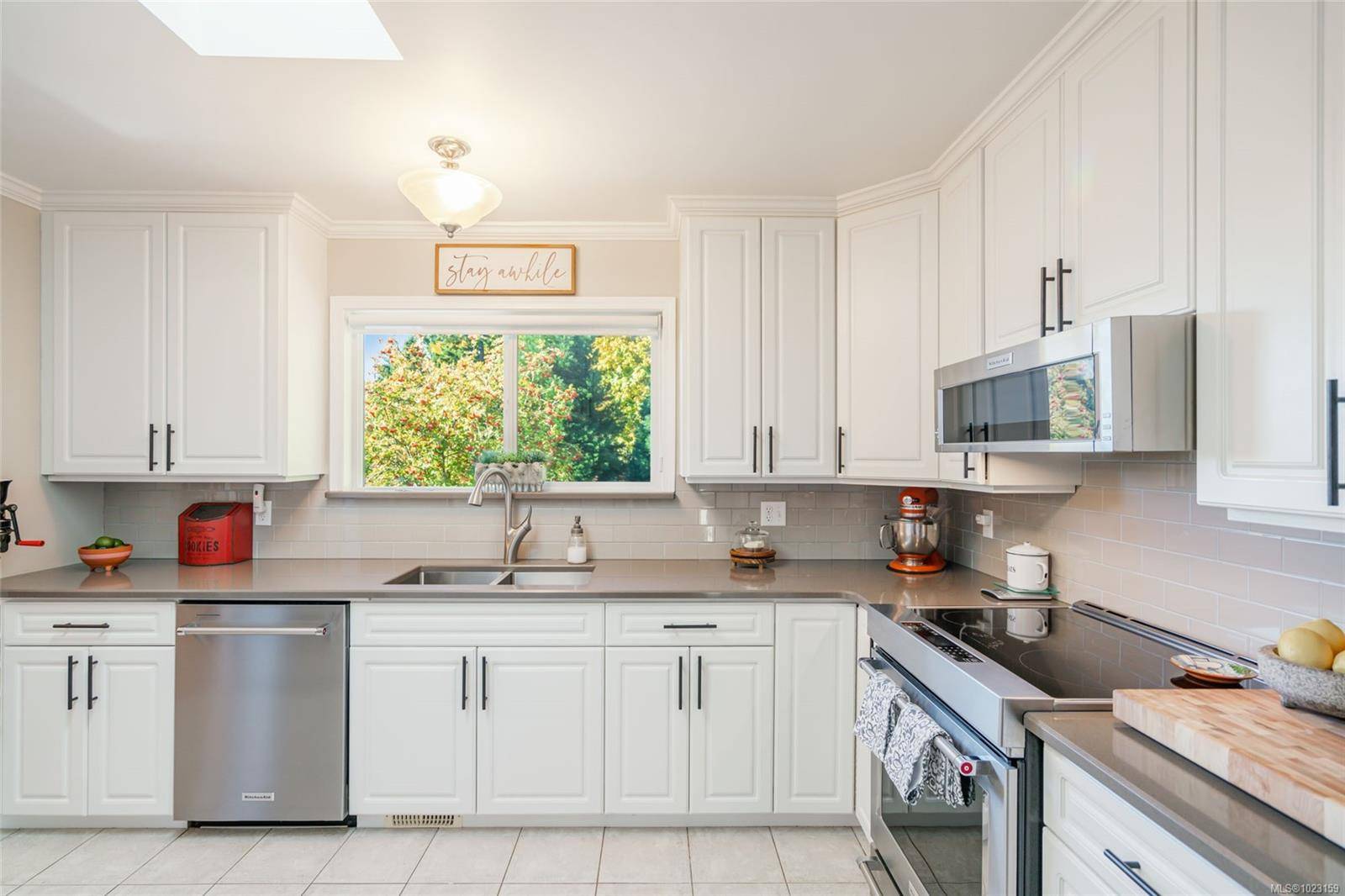 Courtenay, BC V9N 5S1,1720 McLauchlin Dr