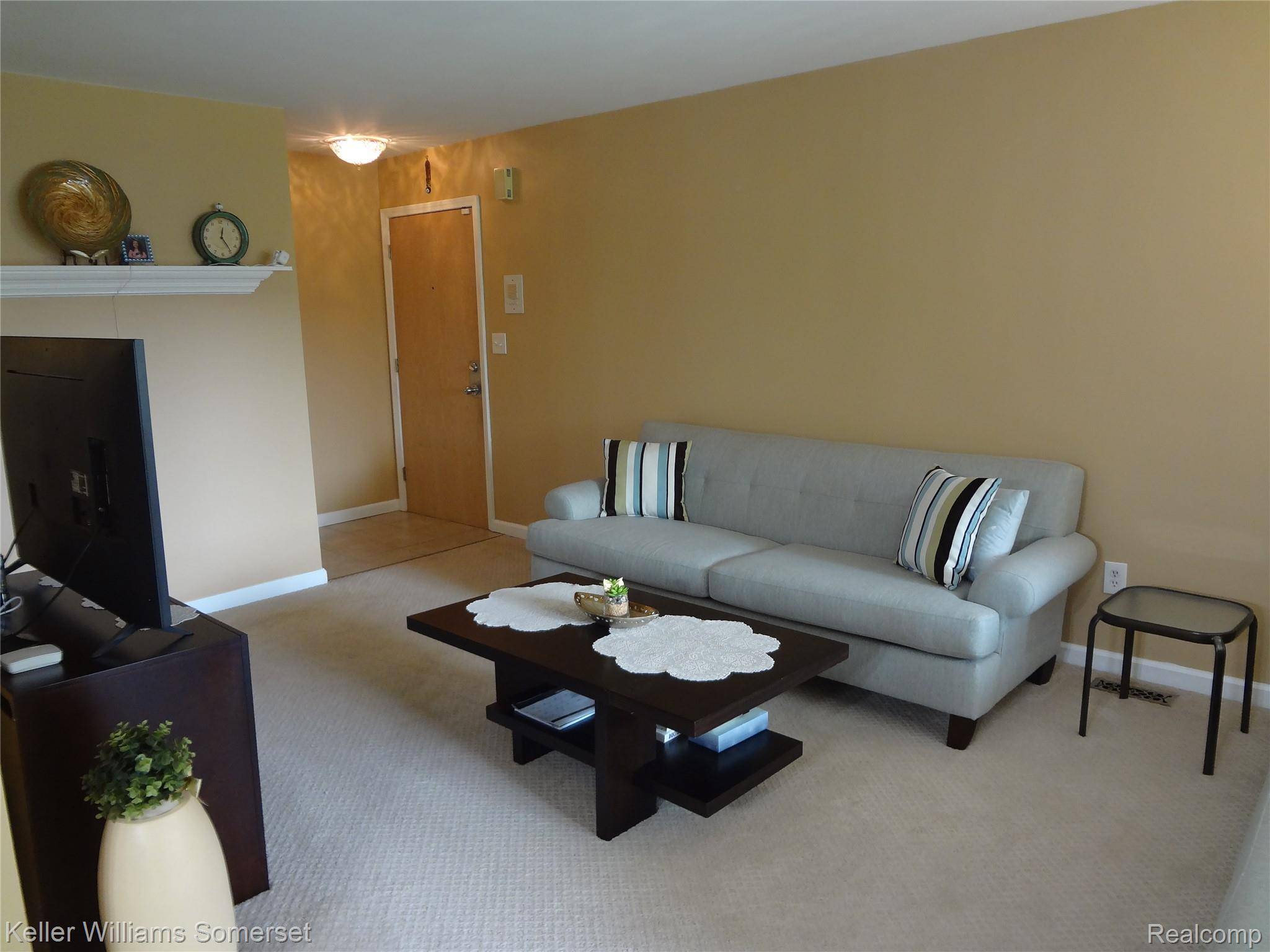 Warren, MI 48093,29626 Hoover RD #626