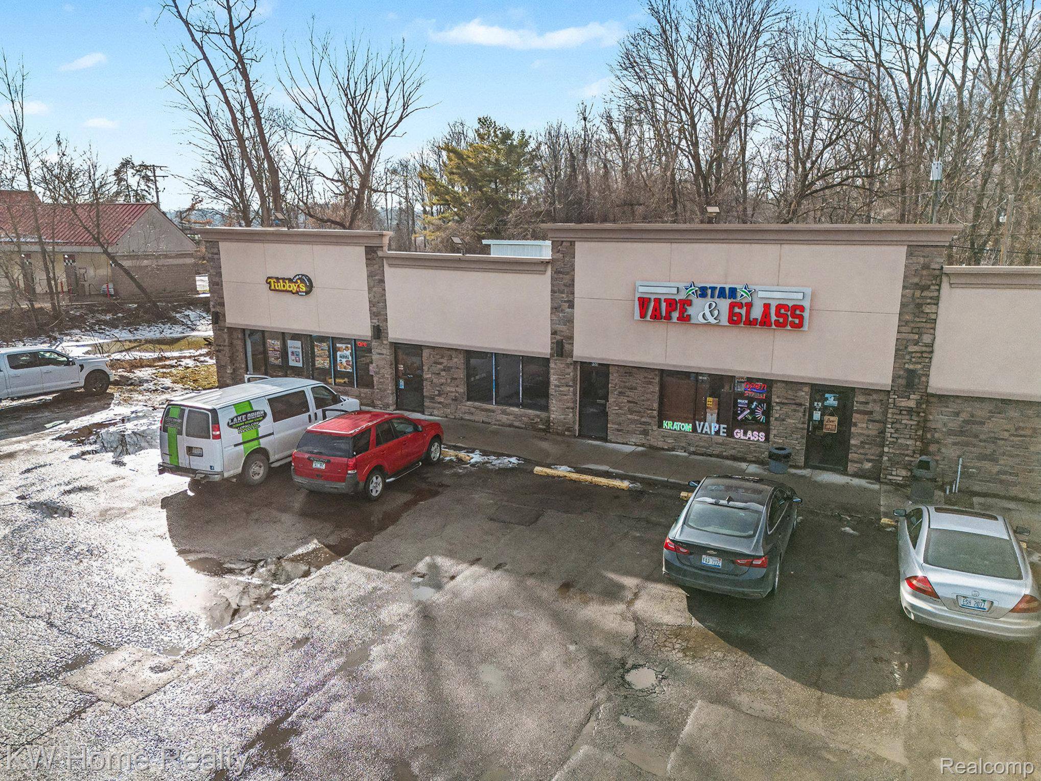 Lake Orion, MI 48359,3898 Joslyn Rd