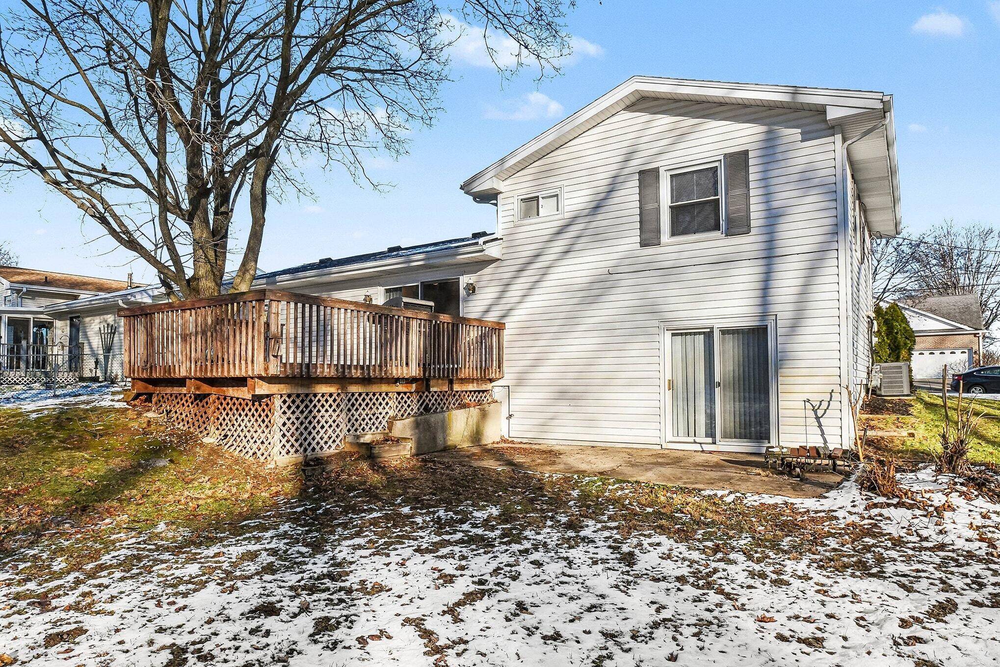 Buchanan, MI 49107,917 N Detroit ST