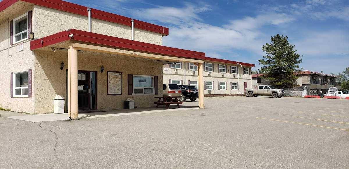 Edson, AB T7E 1T9,4830 4 AVE