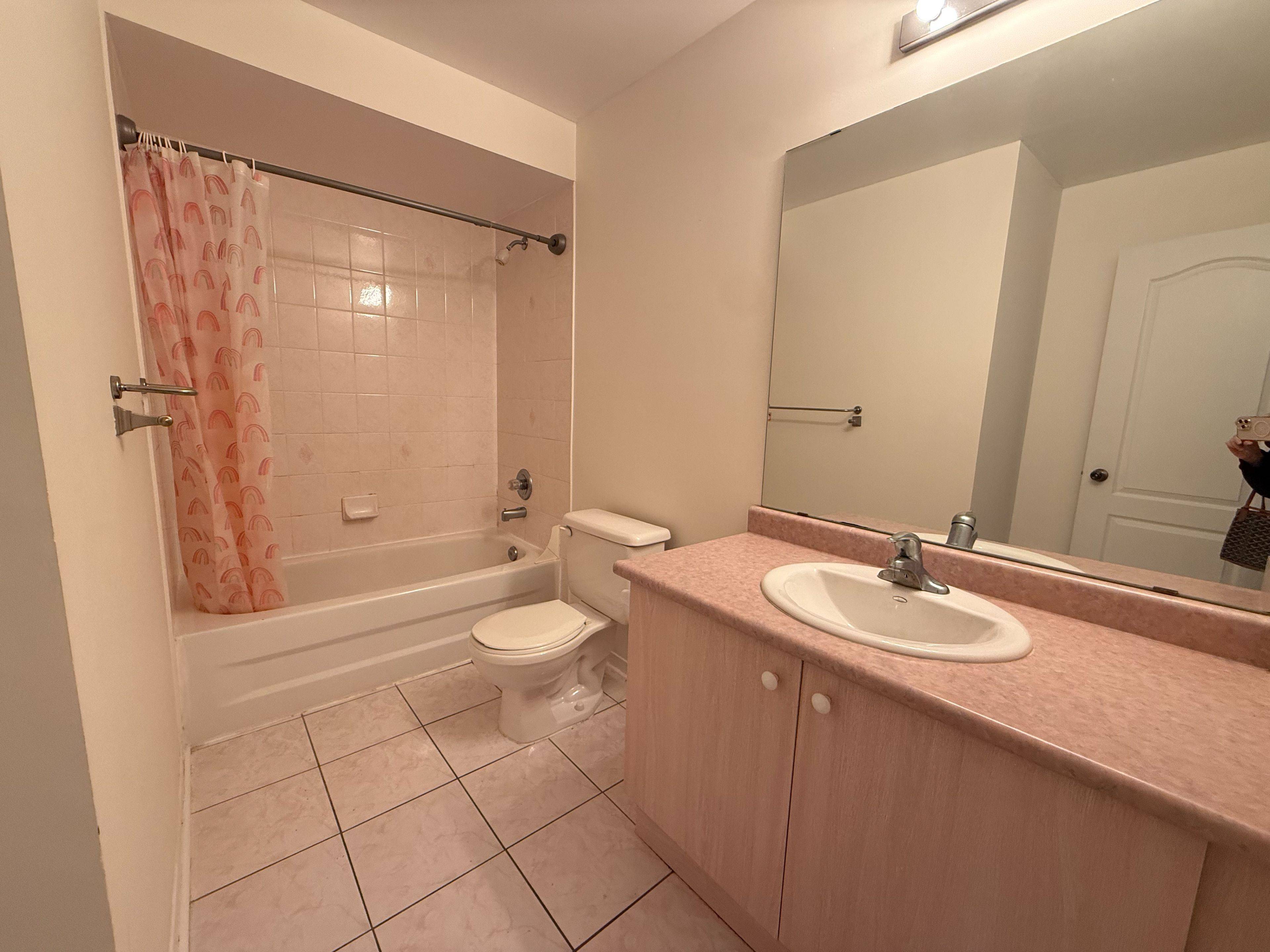 Richmond Hill, ON L4S 1S2,90 Bridlepath ST