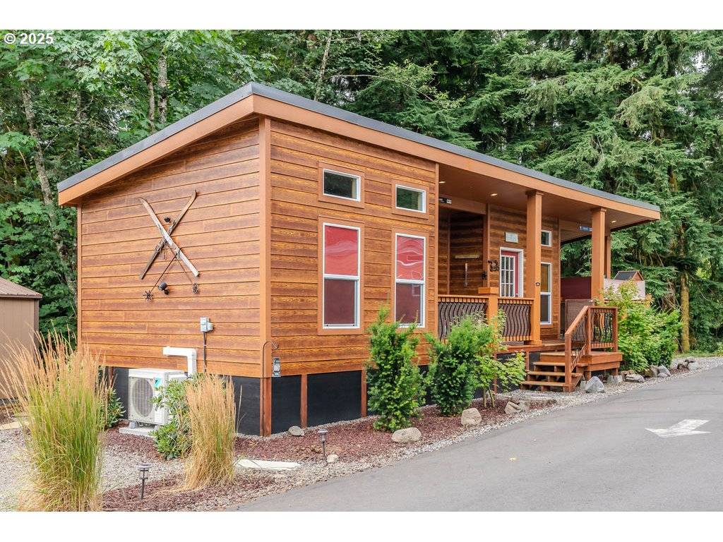 Welches, OR 97067,65000 E HIGHWAY 26 #WFB50