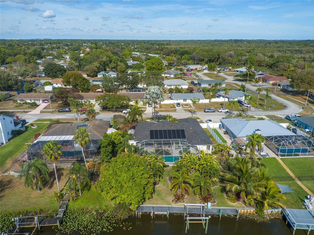 Port St Lucie, FL 34983,460 NE Cornwall Ave