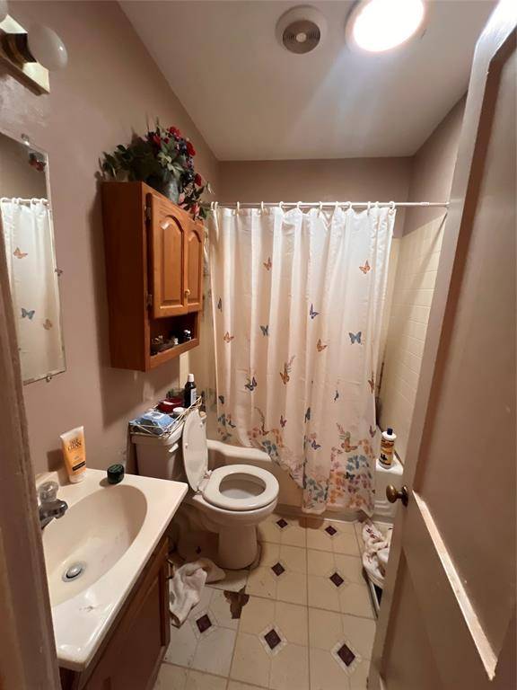 Dallas, TX 75211,906 Eli Avenue