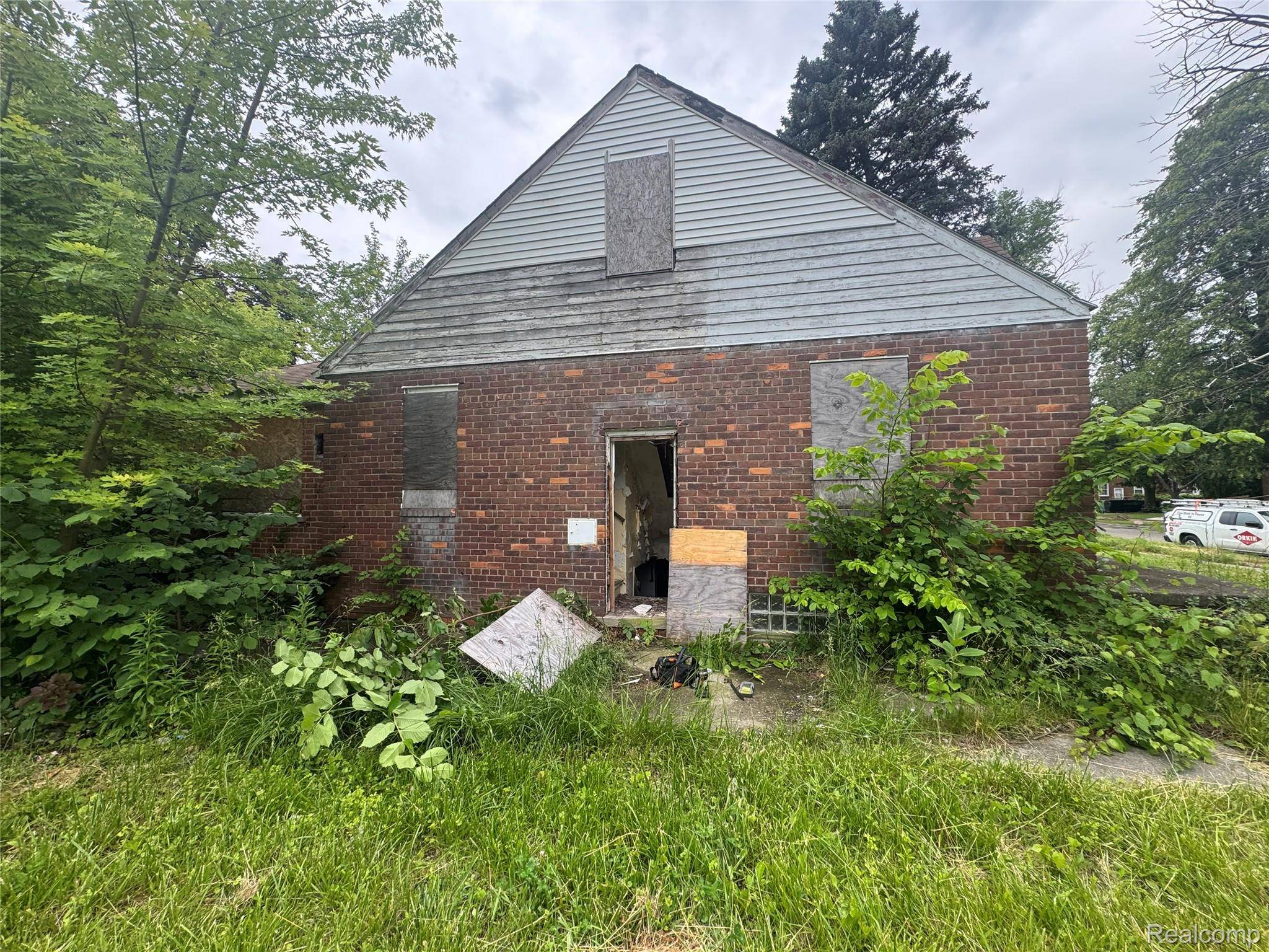 Detroit, MI 48224,11624 Wayburn ST