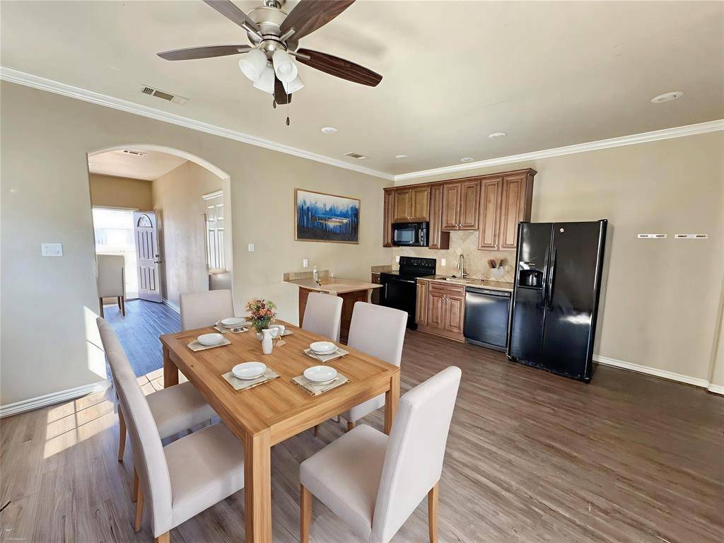 Kaufman, TX 75142,811 S Wilson Street