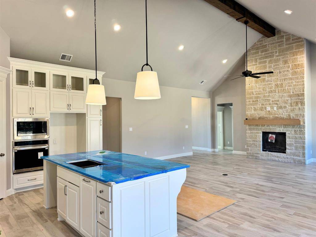 Azle, TX 76020,1065 Arbor Vista Drive