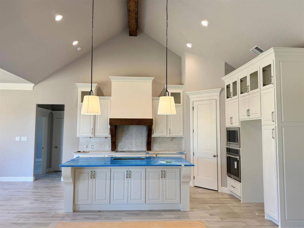 Azle, TX 76020,1065 Arbor Vista Drive