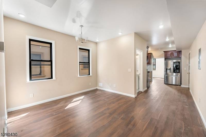 Irvington Twp., NJ 07111,120 Paine Ave #3R