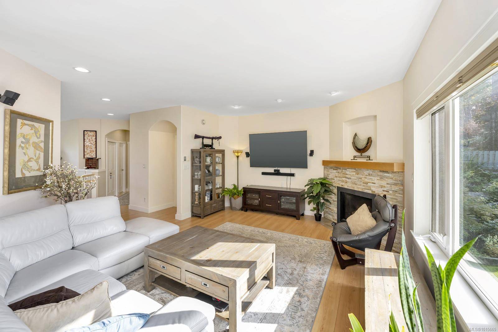 Central Saanich, BC V8Z 7X6,2398 Tanner Ridge Pl