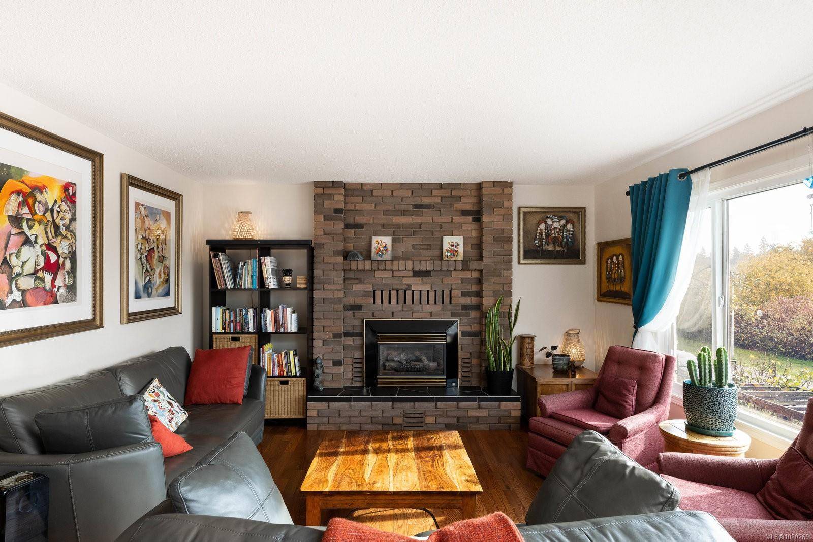 Saanich, BC V8X 3Z2,3955 Nelthorpe St