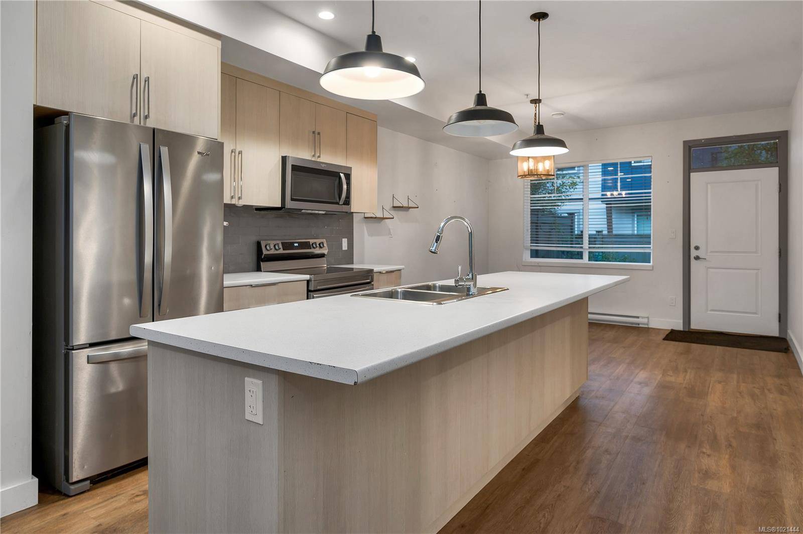 Campbell River, BC V9W 1A6,796 Island Hwy S #4