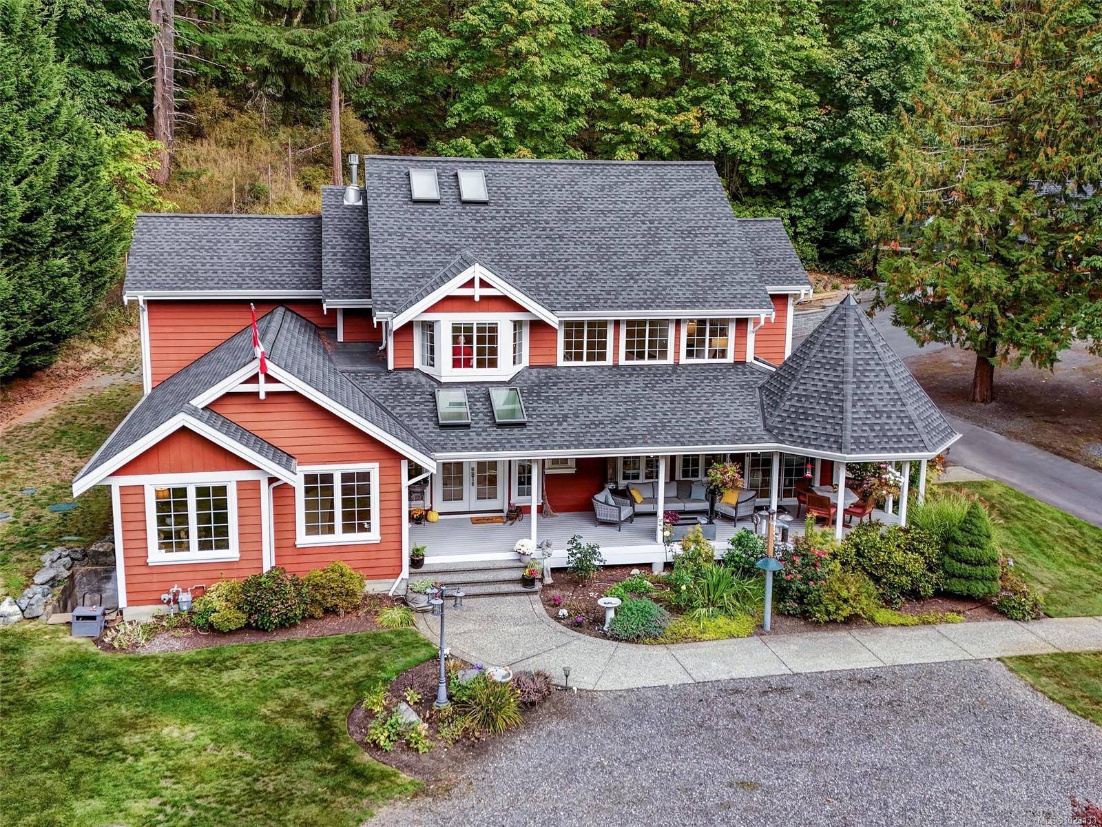 Central Saanich, BC V8M 1J8,6583 Wallace Dr