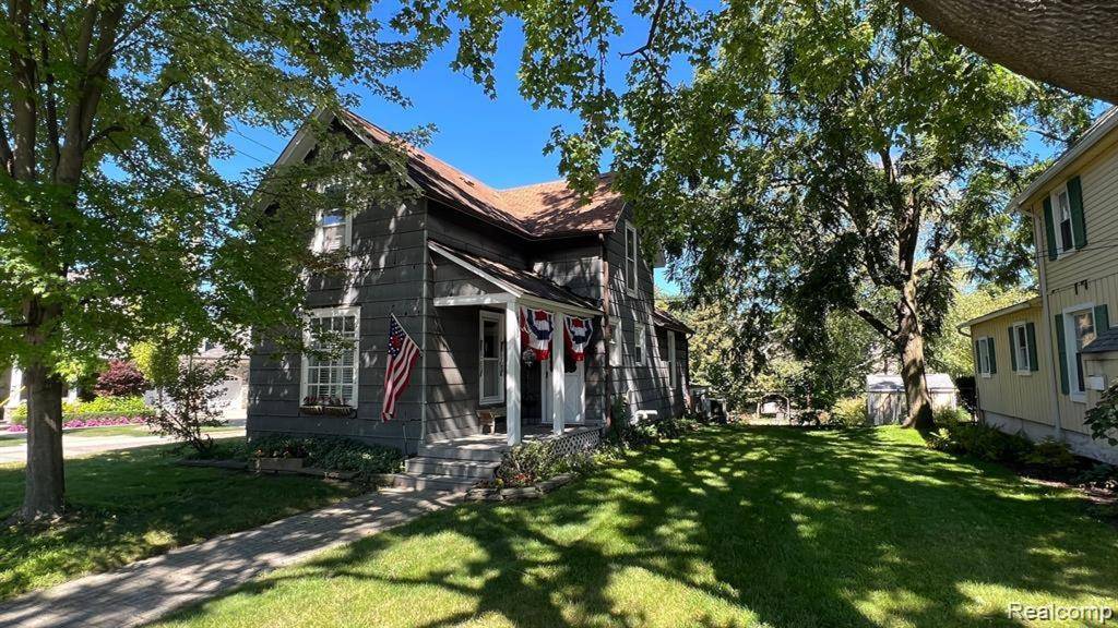 Rochester, MI 48307,164 Albertson ST