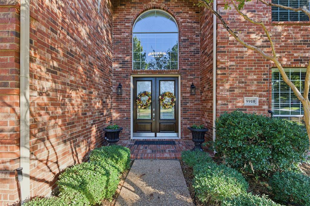 Rowlett, TX 75089,9910 Broadmoor Lane