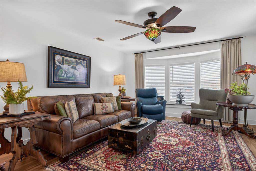 Valley View, TX 76272,2074 W Fm 922