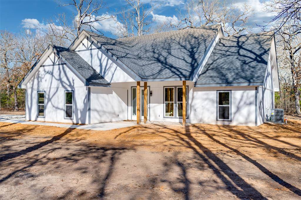 Sumner, TX 75486,260 Private Road 35407