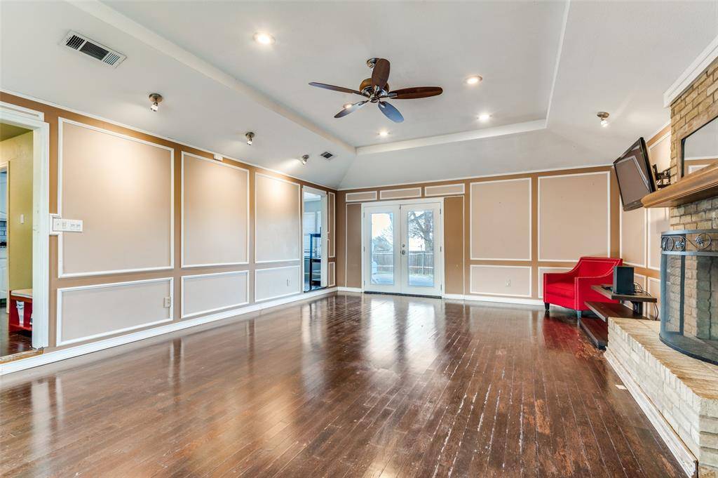 Grand Prairie, TX 75050,2206 Greenbriar Court