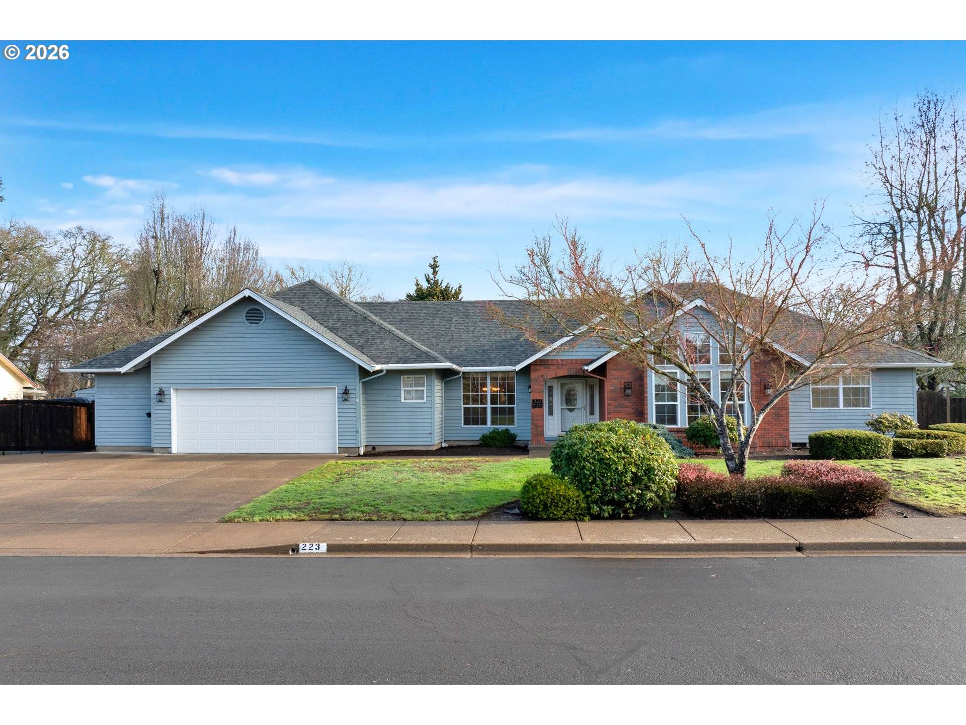 Eugene, OR 97404,223 BERINGER CT