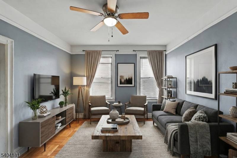 Jersey City, NJ 07306,124 Storms Ave #4J