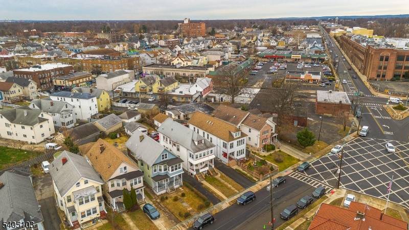 Elizabeth City, NJ 07202,526 W End Ave