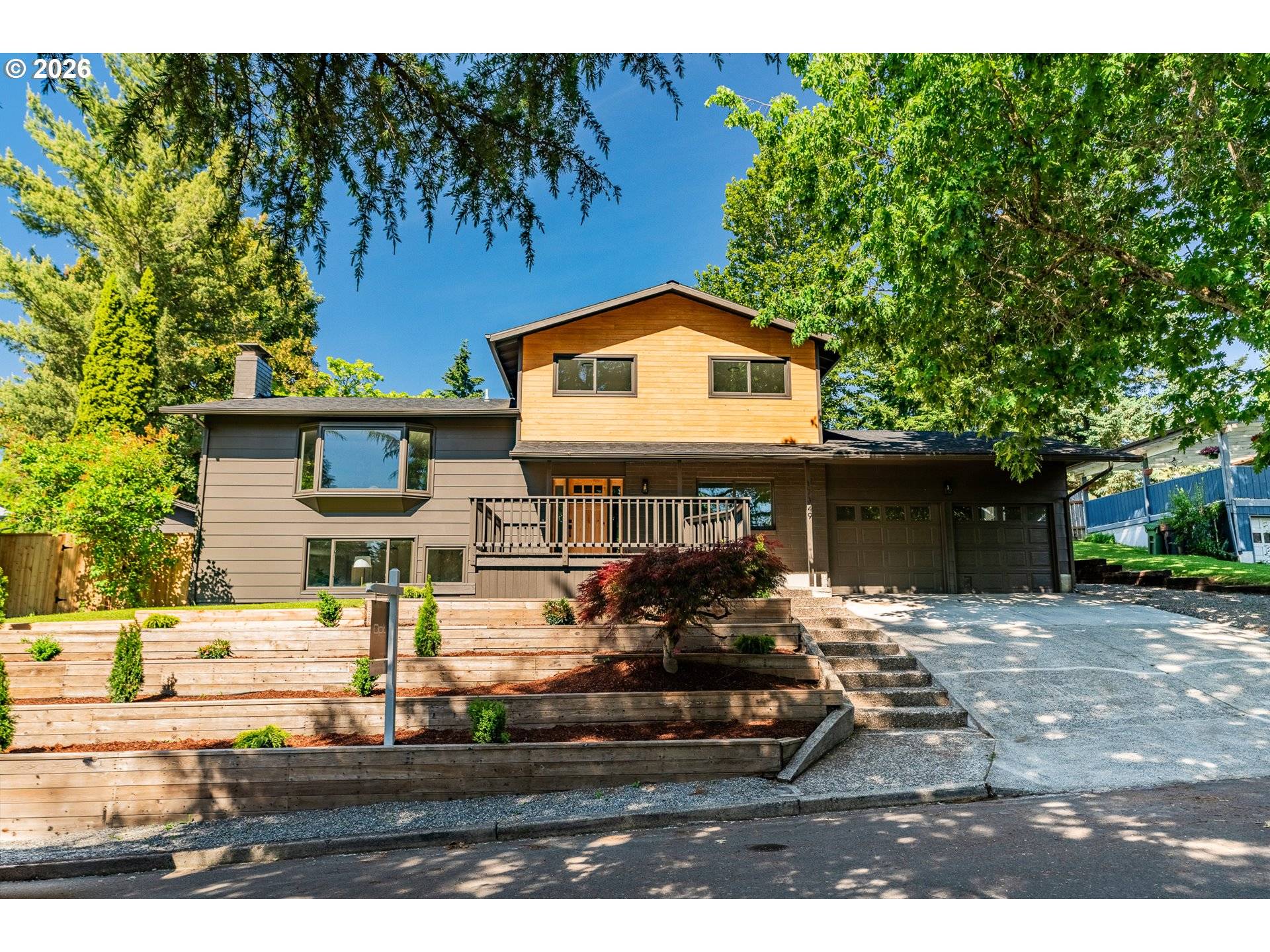 Lake Oswego, OR 97034,17349 BANYAN LN