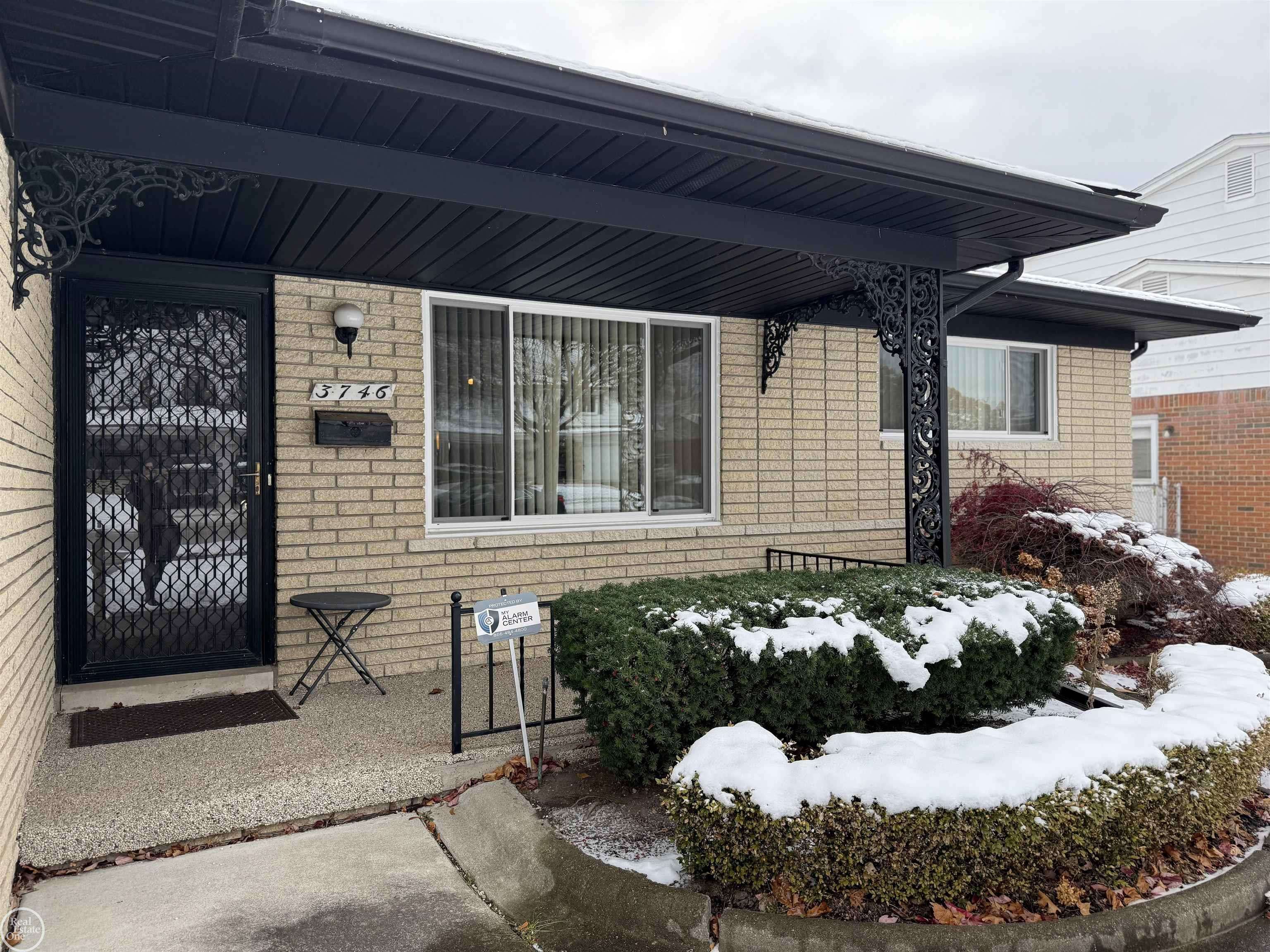 Sterling Heights, MI 48310,3746 LANCASTER DR