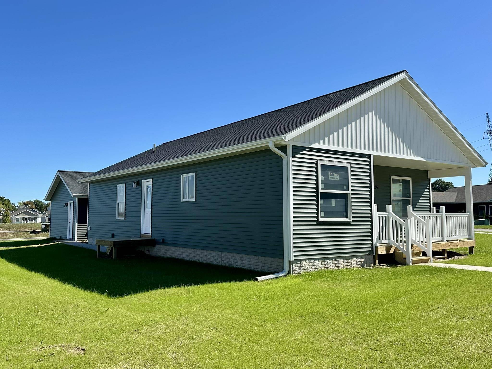 Traverse City, MI 49696,1286 Umber DR