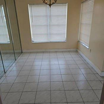 Lauderhill, FL 33319,4174 Inverrary Dr #702