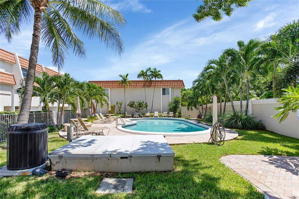 Lauderdale By The Sea, FL 33308,5555 N Ocean Blvd #46