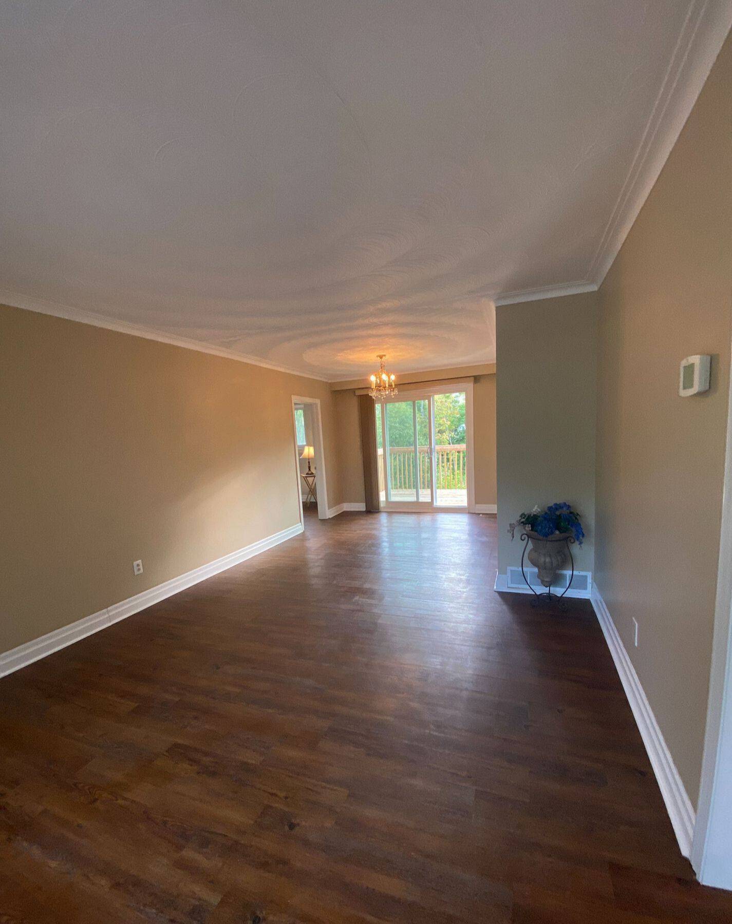 Uxbridge, ON L9P 1J7,38 Main ST N