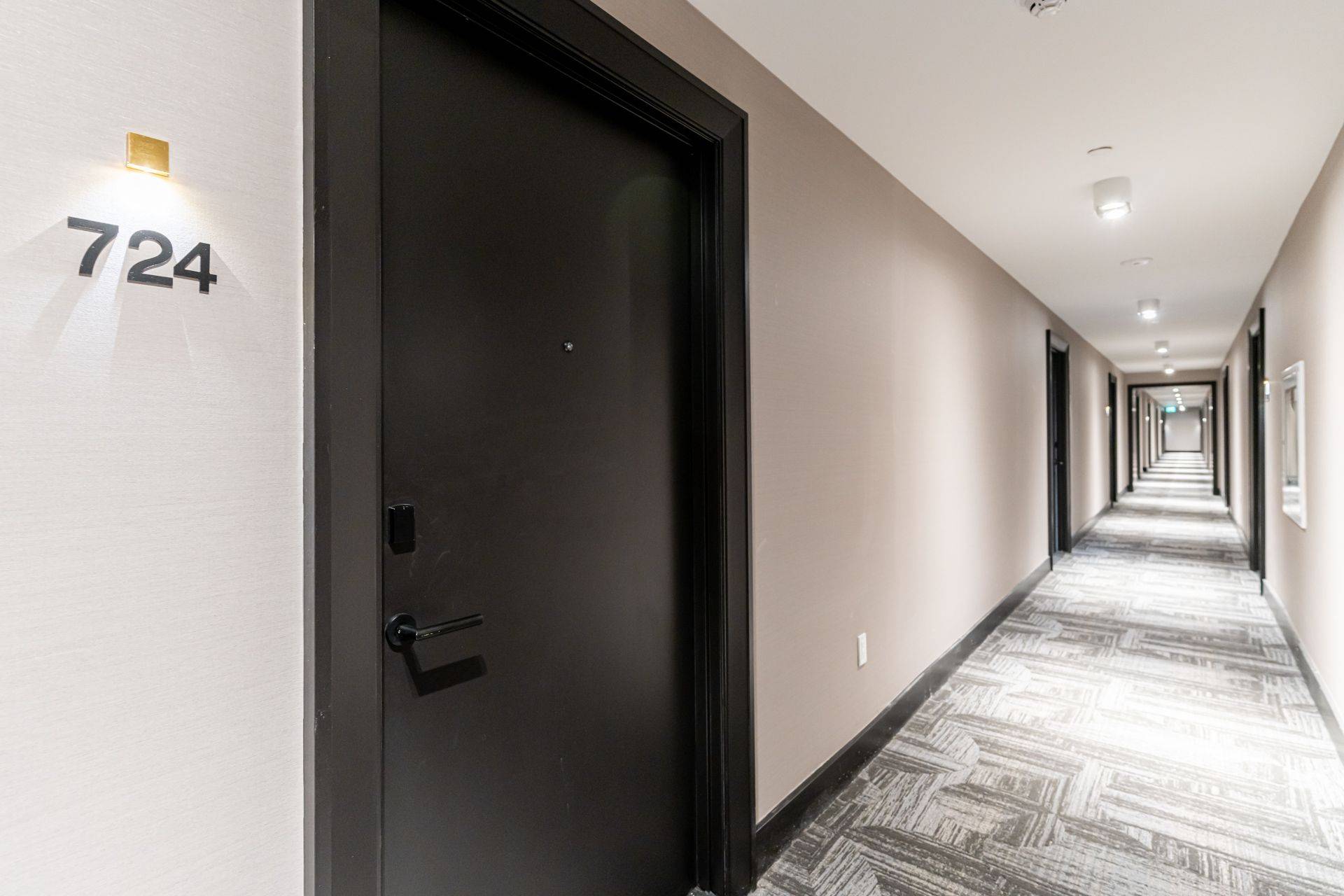 Oakville, ON L6M 4J2,2343 Khalsa Gate W #724