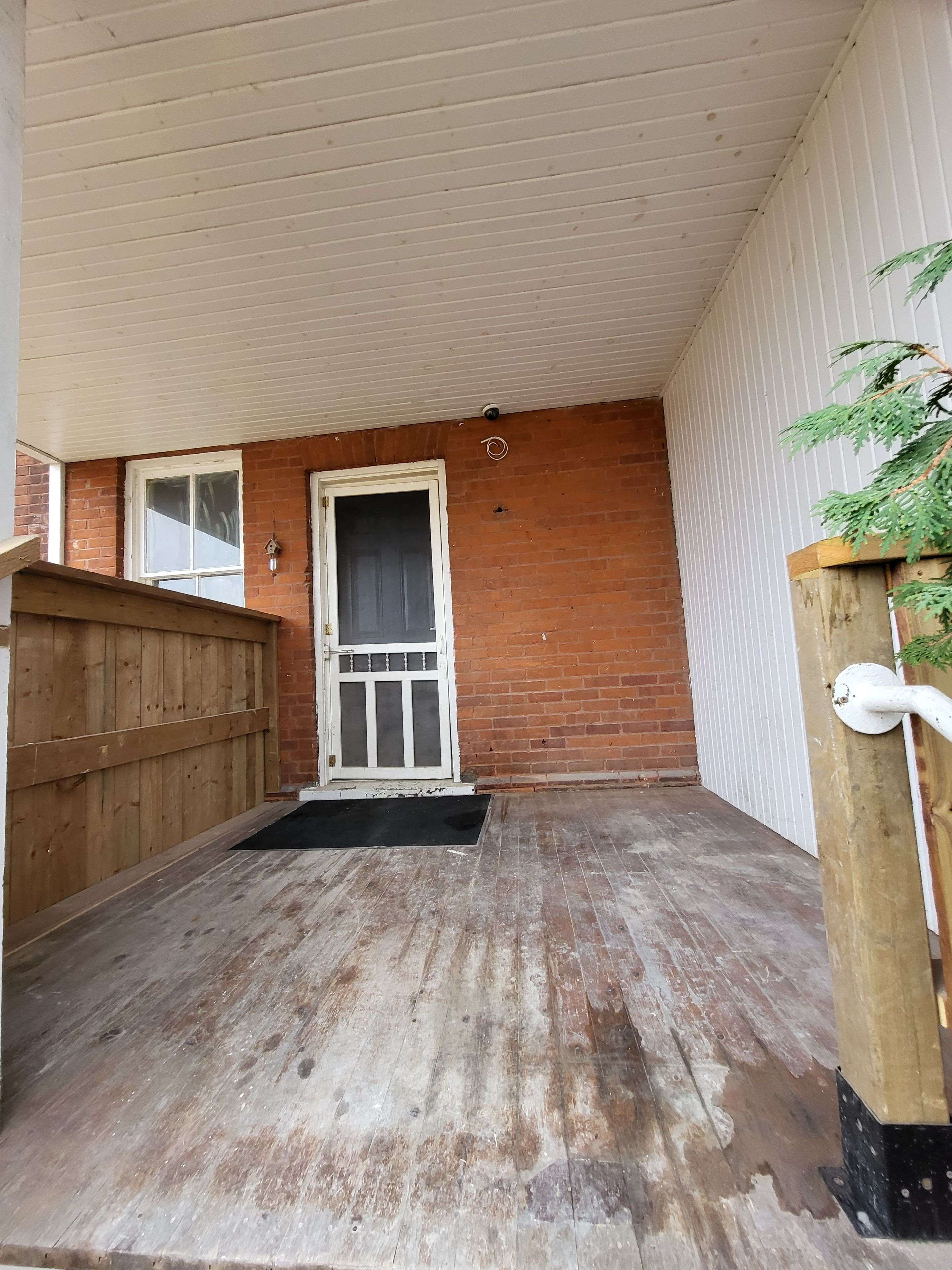 Woodstock, ON N4S 1K5,565 Peel ST #3