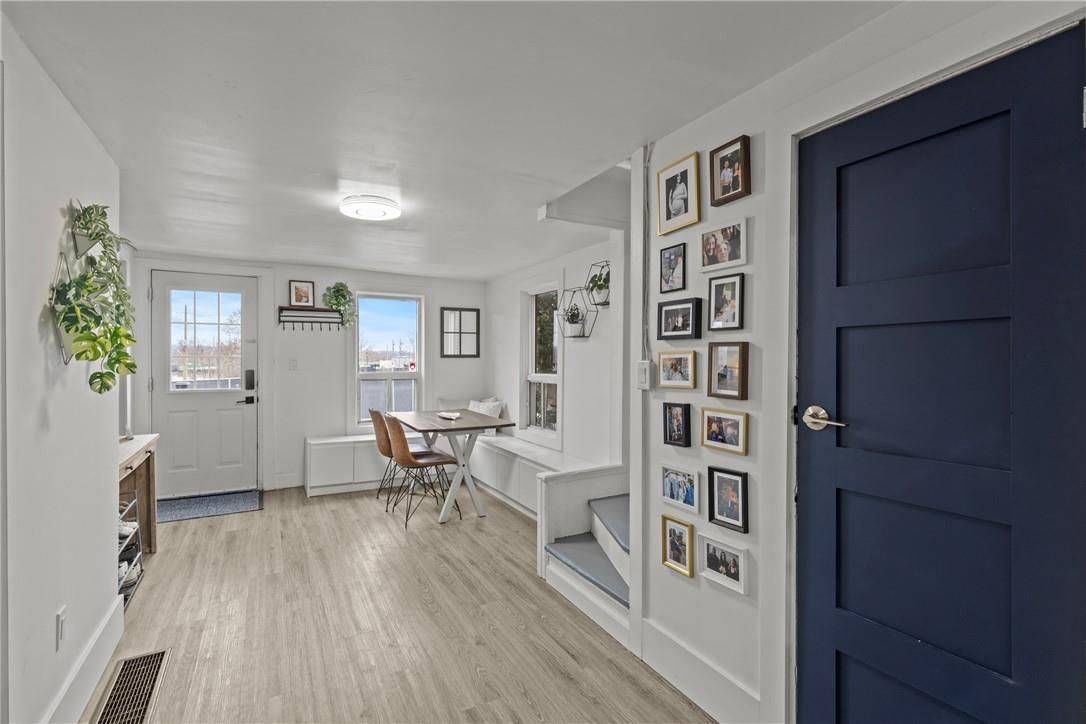 Hamilton, ON L8R 2H3,199 BARTON ST W