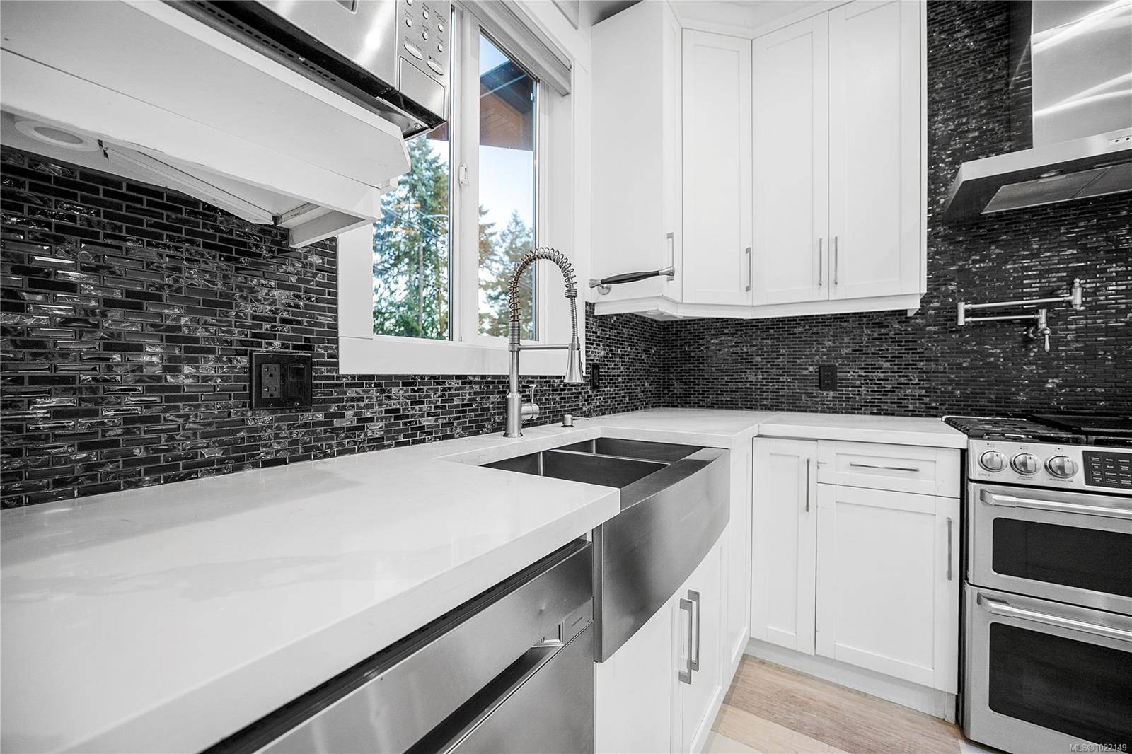 Nanaimo, BC V9T 4S1,502 Doreen Pl