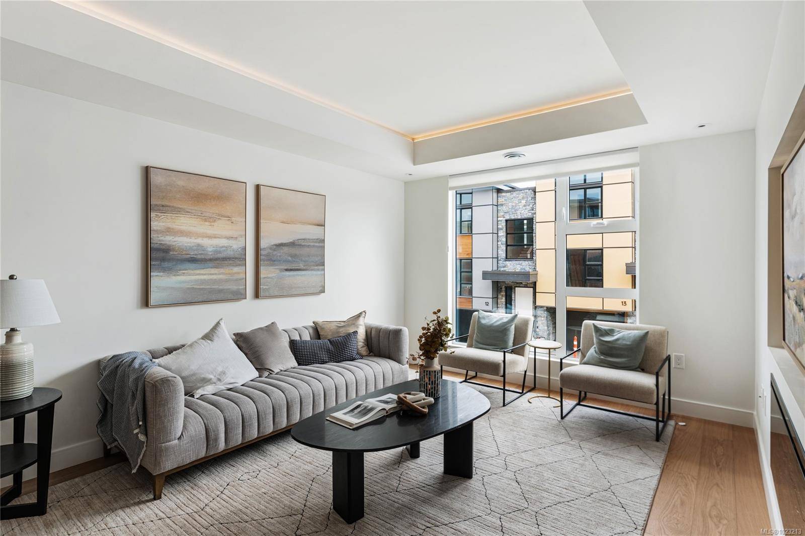 Saanich, BC V8X 2N2,4253 Dieppe Rd #13