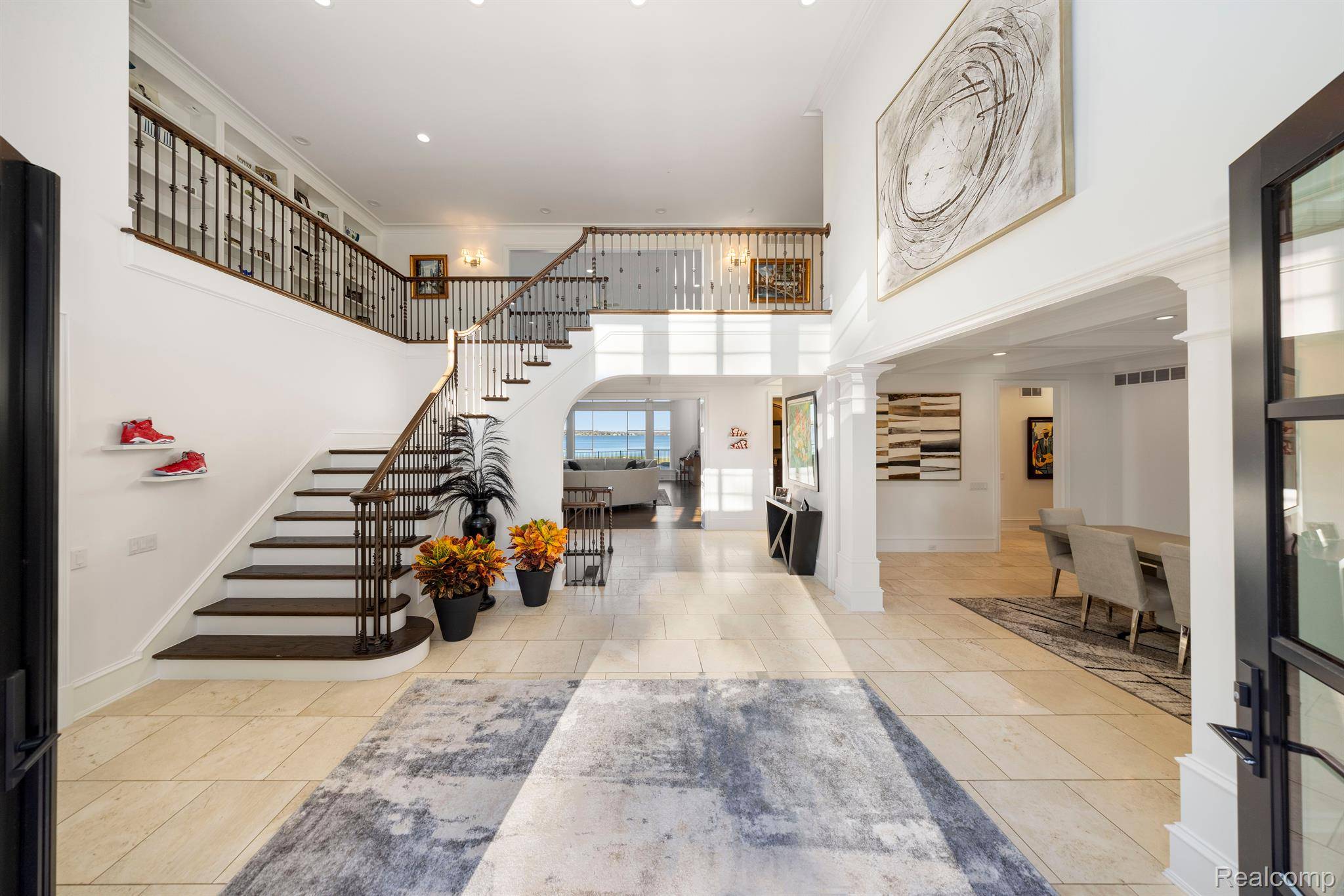 Orchard Lake, MI 48324,4326 COMMERCE RD