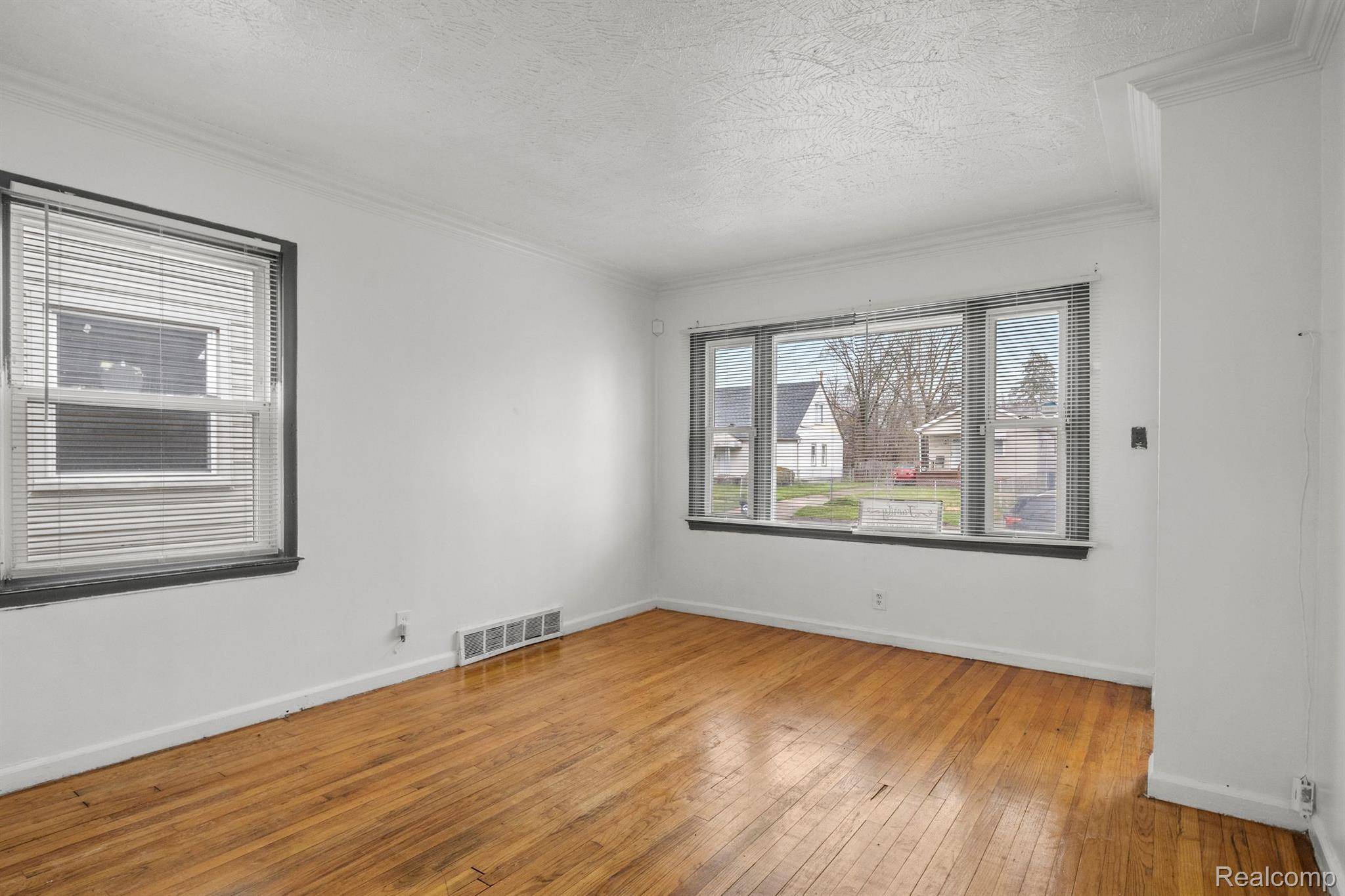 Detroit, MI 48228,6223 FAUST AVE