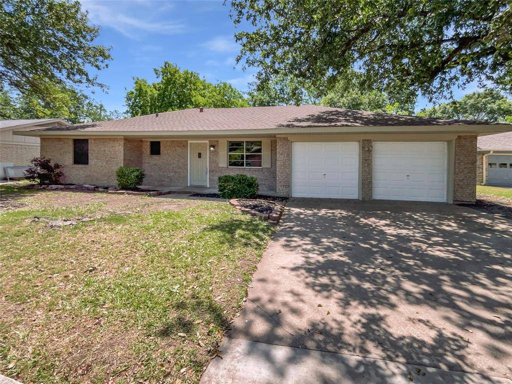 Waxahachie, TX 75165,103 Comanche Court