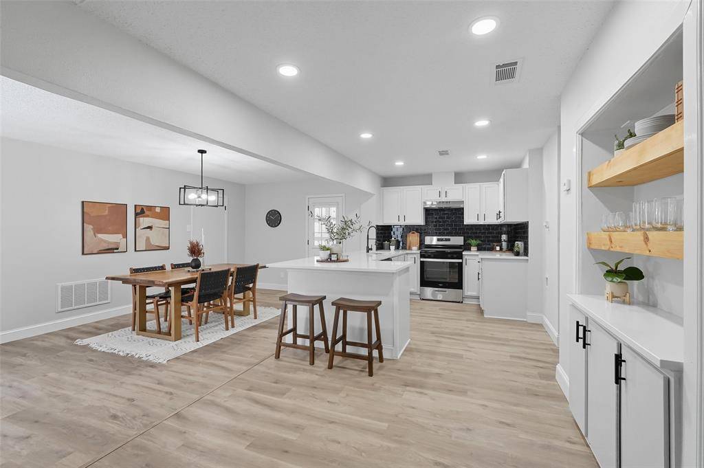 Mesquite, TX 75149,240 N Bryan Place