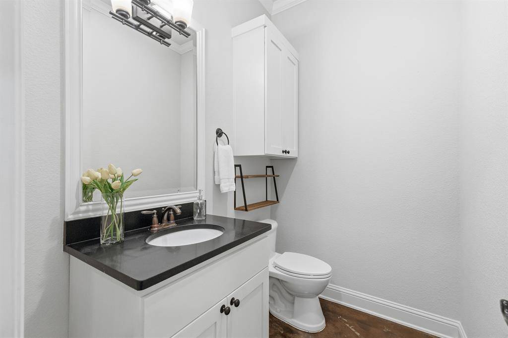 Dallas, TX 75214,6163 Vanderbilt Avenue