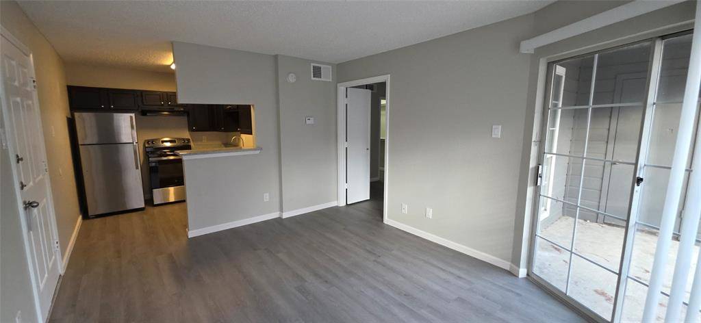 Dallas, TX 75252,18333 Roehampton Drive #927