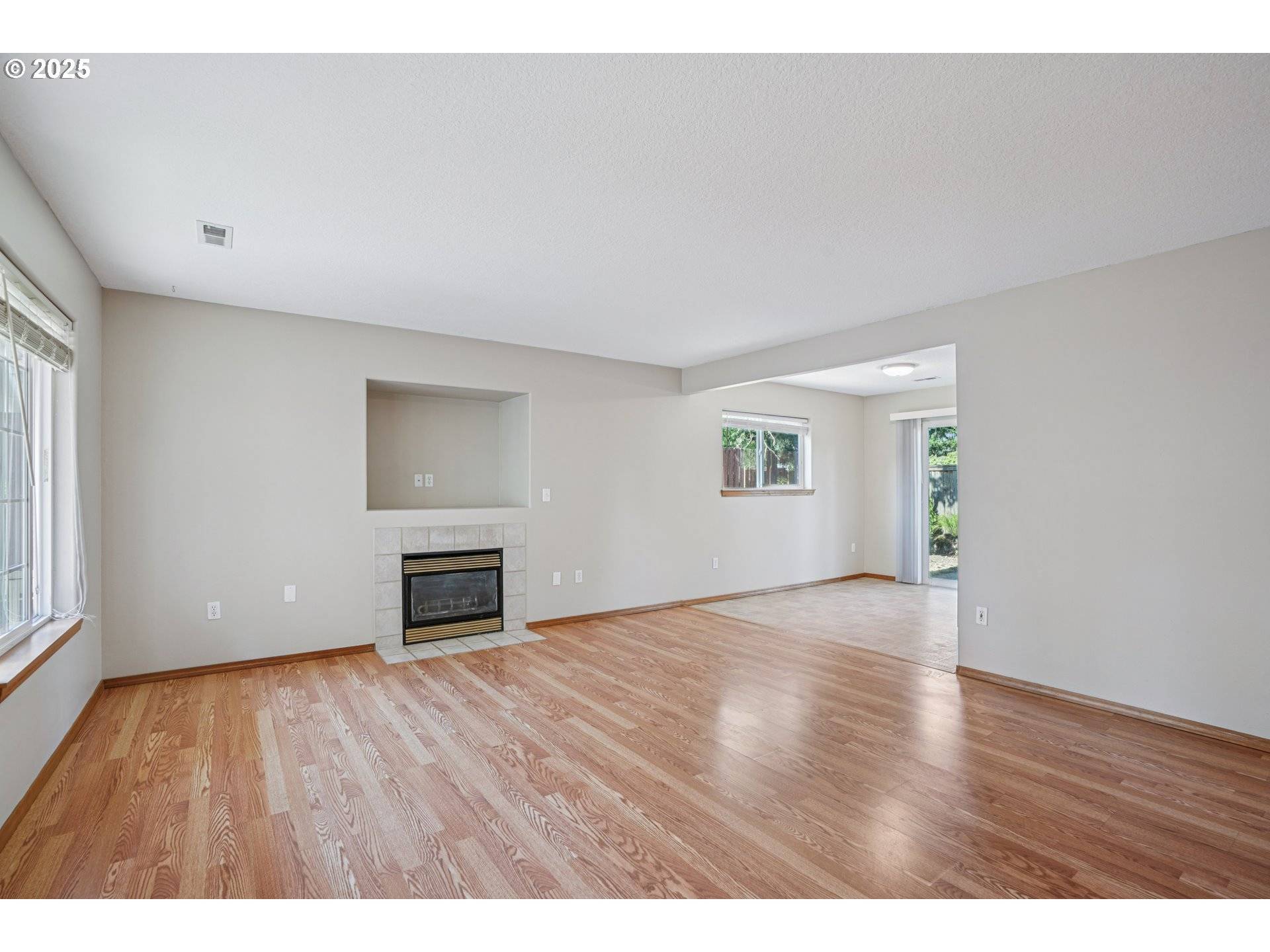 Oregon City, OR 97045,19326 SILVERFOX PKWY