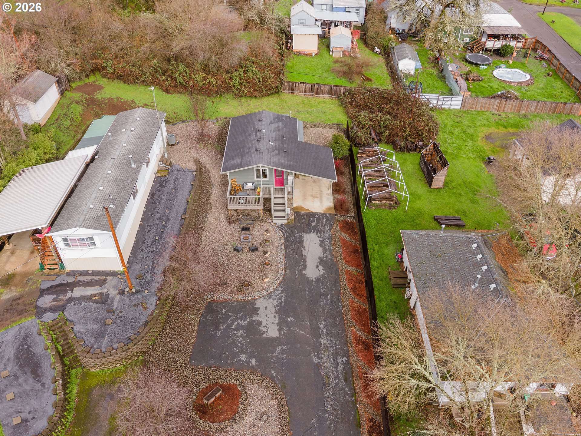 Roseburg, OR 97470,2046 NE FREEMONT AVE