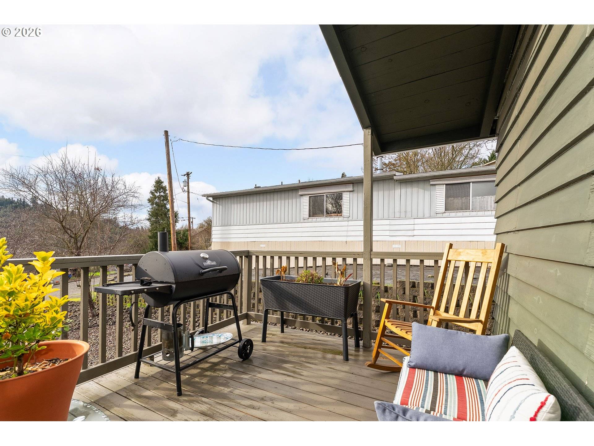 Roseburg, OR 97470,2046 NE FREEMONT AVE