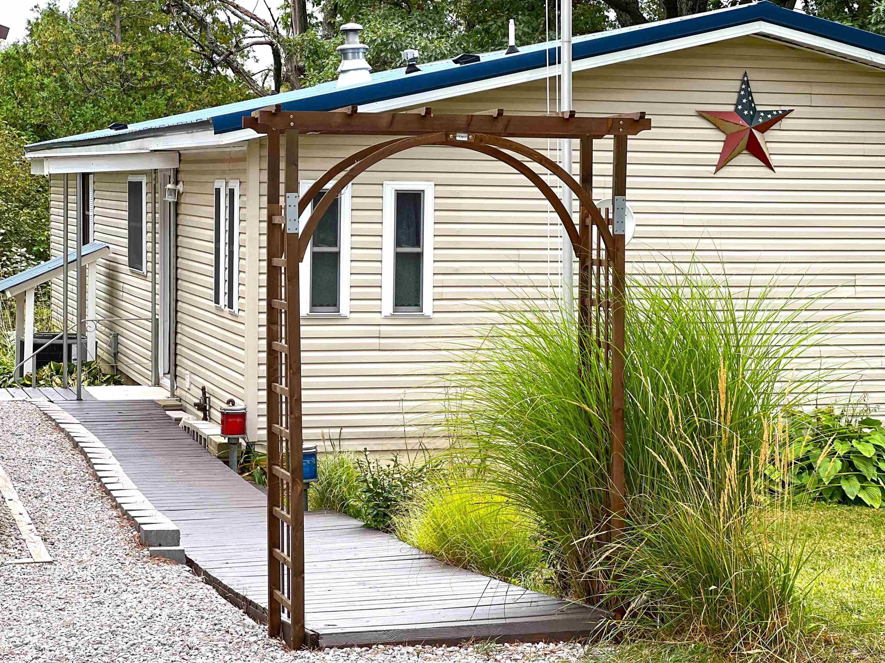 Sears, MI 49679,3231 Miller DR